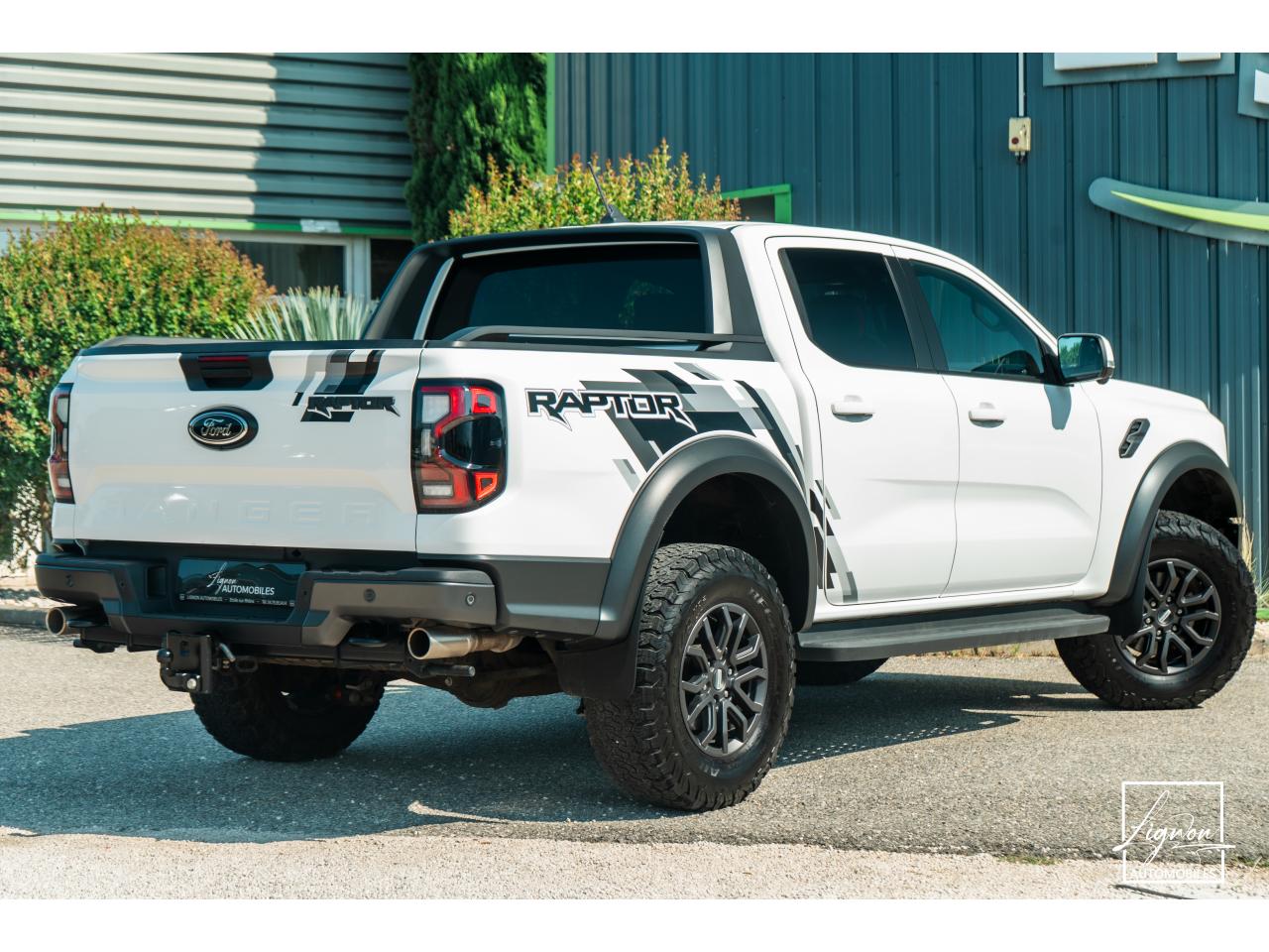 Photo FORD RAPTOR 3.0 V6 EcoBoost - 292 ch - BVA10 DOUBLE CABINE - à partir de 491 euros