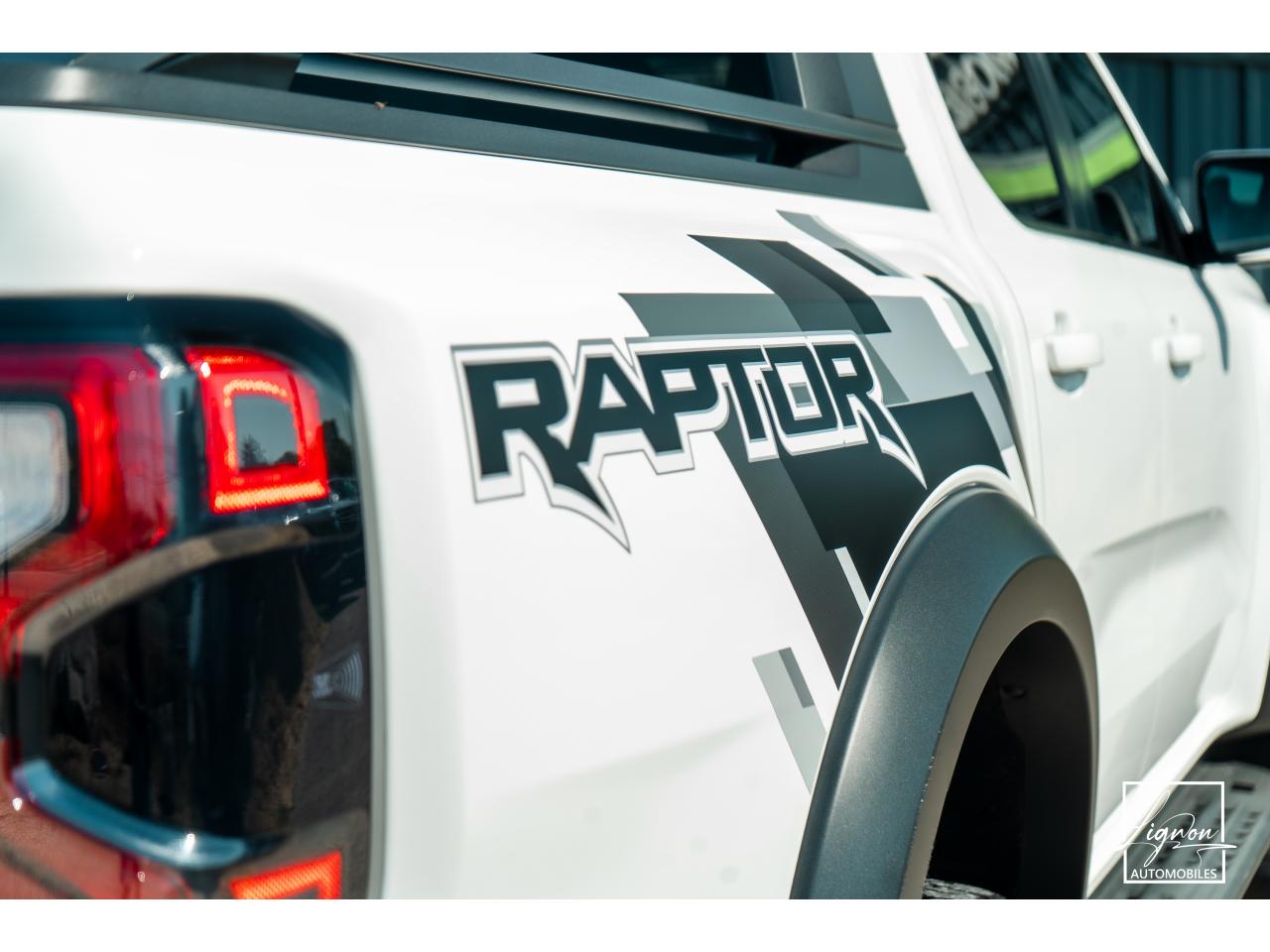 Photo FORD RAPTOR 3.0 V6 EcoBoost - 292 ch - BVA10 DOUBLE CABINE - à partir de 491 euros