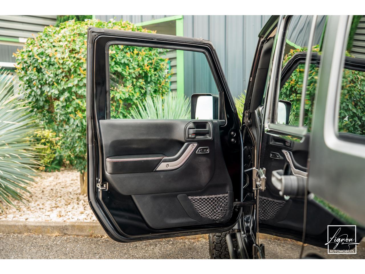 Photo JEEP WRANGLER Unlimited Rubicon 2.8 CRD 200 CH BVA 5 PLACES