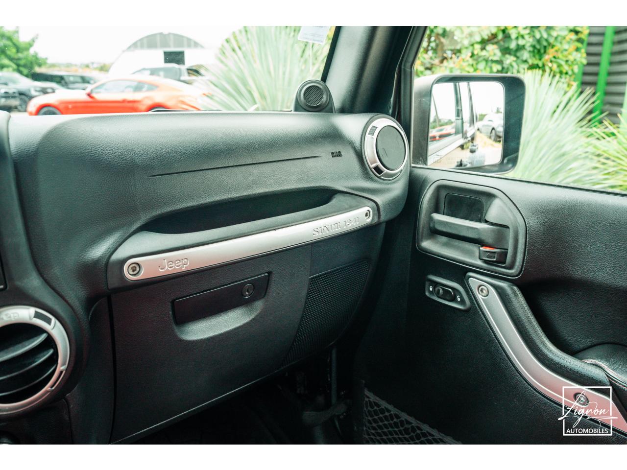 Photo JEEP WRANGLER Unlimited Rubicon 2.8 CRD 200 CH BVA 5 PLACES