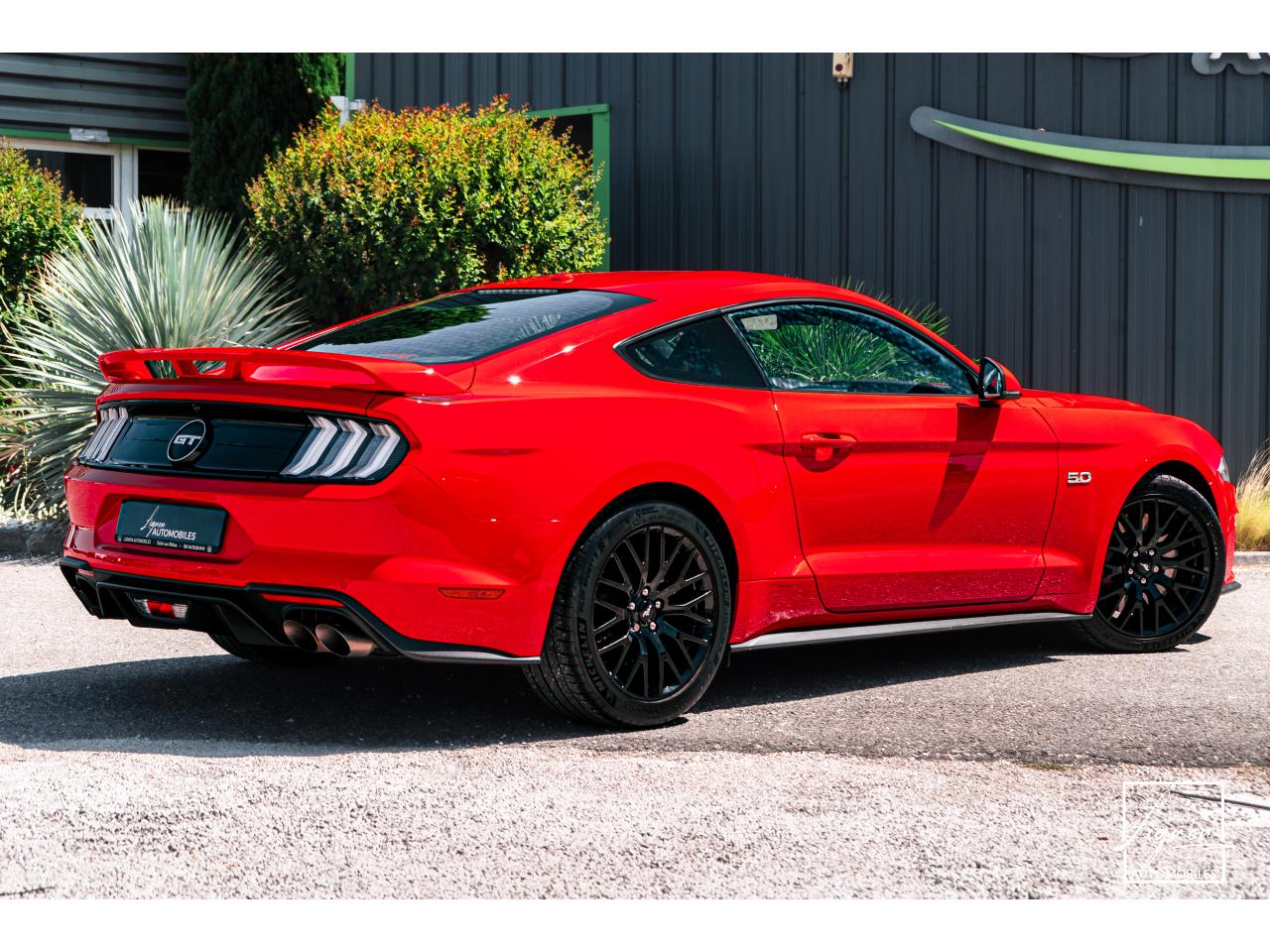 Photo FORD MUSTANG Fastback 5.0 V8 - 450 - COUPE GT PHASE 2 - à partir de 785 euros