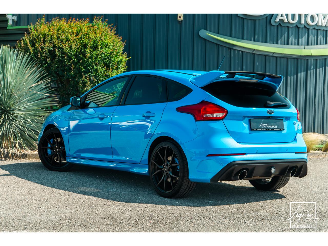 Photo FORD FOCUS RS 2.3 EcoBoost - 350 - 2017 -  CAMERA -  TOIT OUVRANT - JANTES FORGÉ - à partir de 550 euros