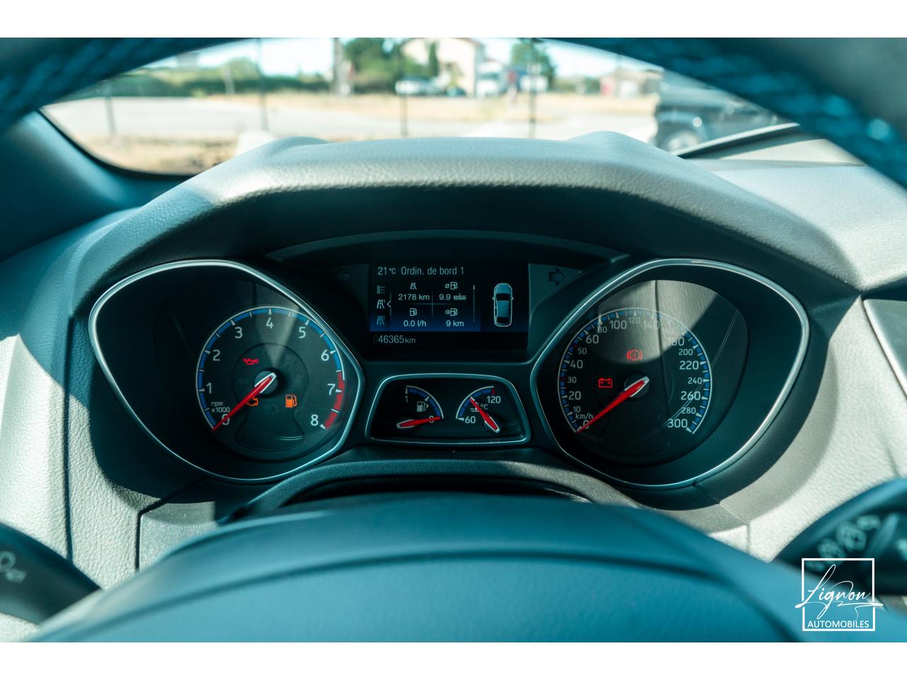 Photo FORD FOCUS RS 2.3 EcoBoost - 350 - 2017 -  CAMERA -  TOIT OUVRANT - JANTES FORGÉ - à partir de 550 euros
