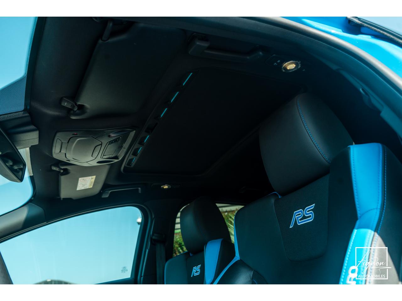 Photo FORD FOCUS RS 2.3 EcoBoost - 350 - 2017 -  CAMERA -  TOIT OUVRANT - JANTES FORGÉ - à partir de 550 euros