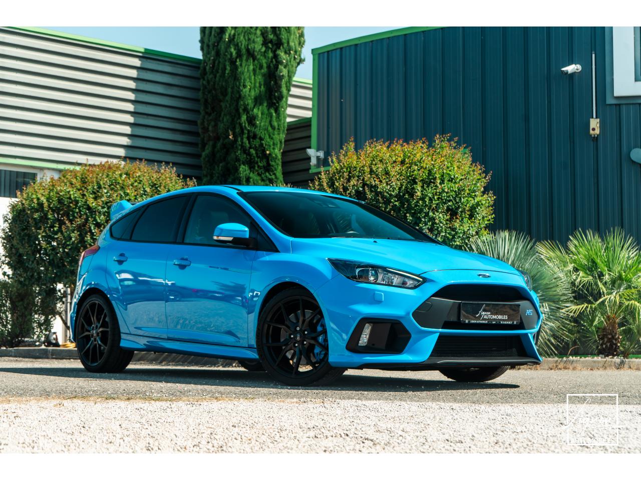 Photo FORD FOCUS RS 2.3 EcoBoost - 350 - 2017 -  CAMERA -  TOIT OUVRANT - JANTES FORGÉ - à partir de 550 euros