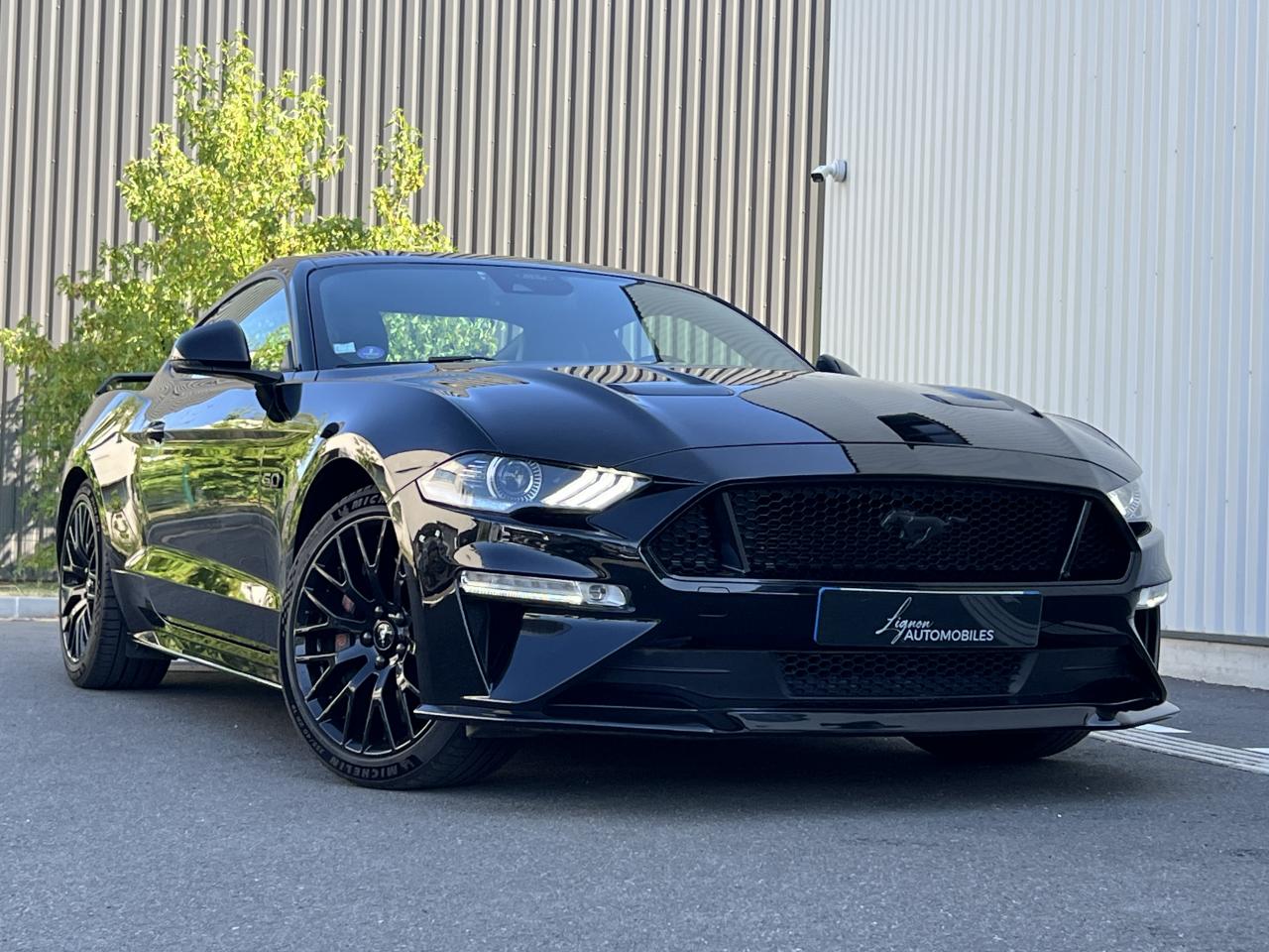 Photo FORD MUSTANG Fastback 5.0 V8 - 450 - BVA10 - PAS DE MALUS IMMAT FR - à partir de 775 euros