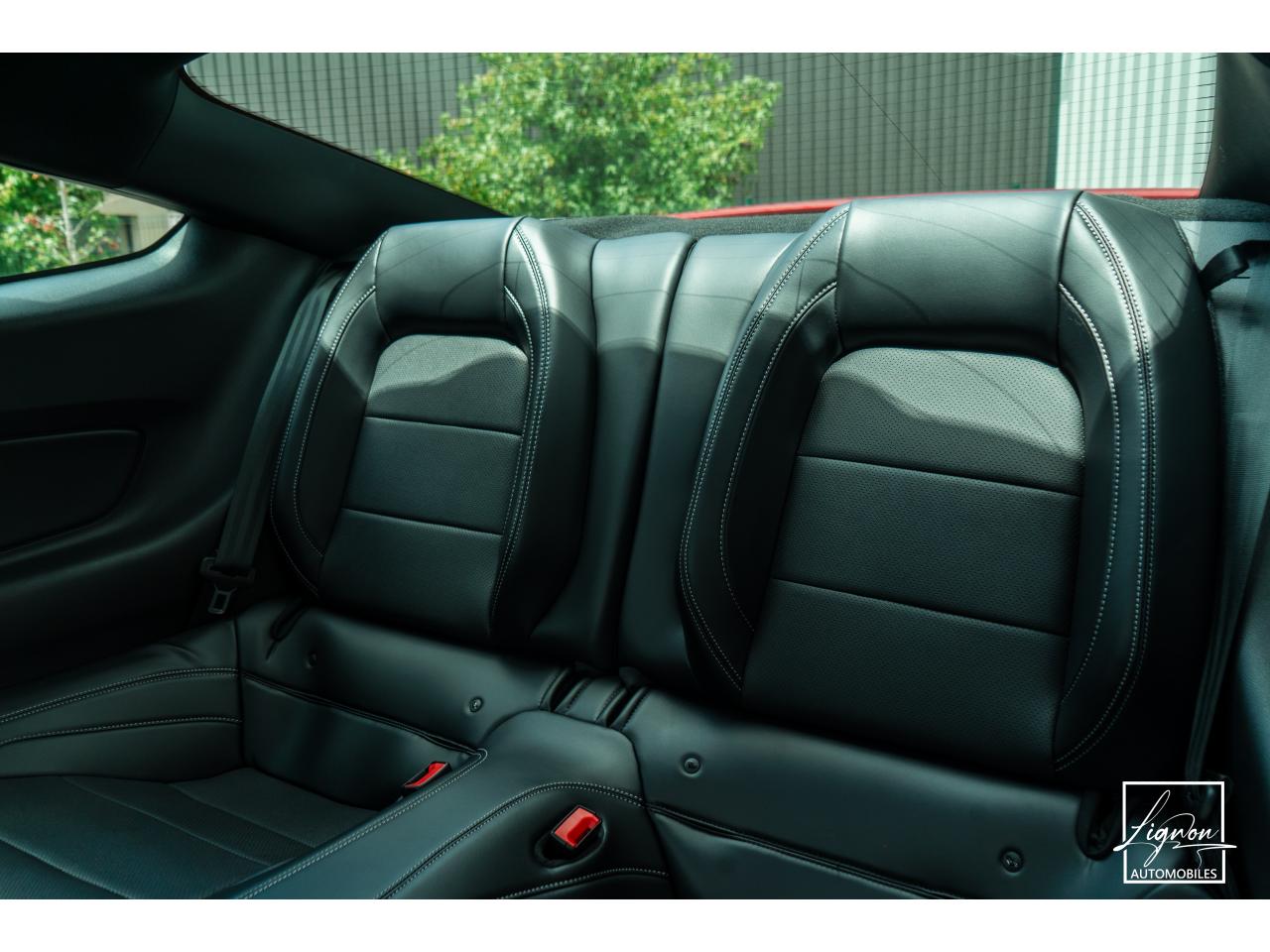 Photo FORD MUSTANG Fastback 5.0 V8 - 450 - BVA10  COUPE GT - 1ER MAIN - à partir de 670 euros