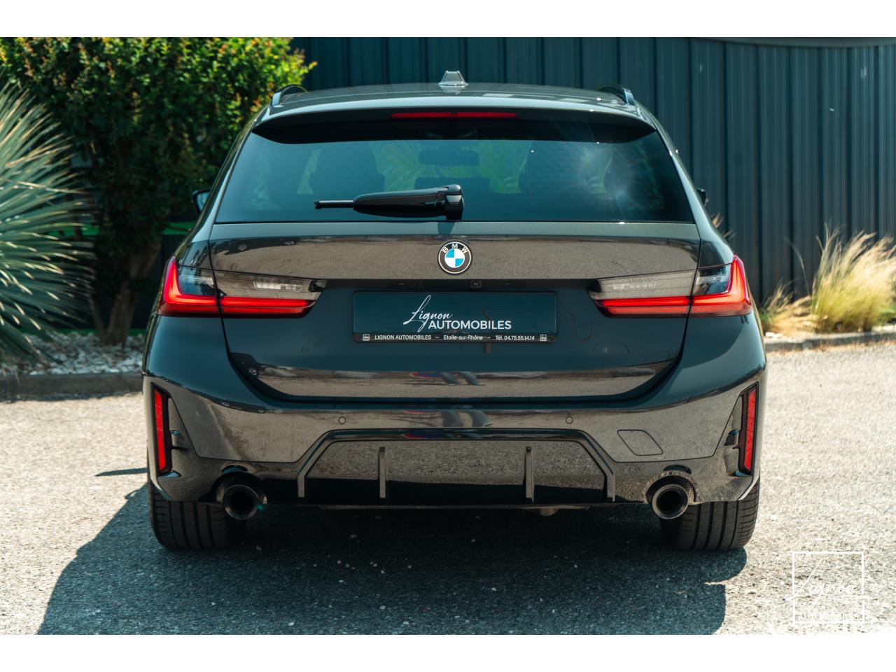Photo BMW SERIE 3 330d xDrive Touring - BVA  TOURING G21 LCI M Sport PHASE 2 - à partir de 445 euros