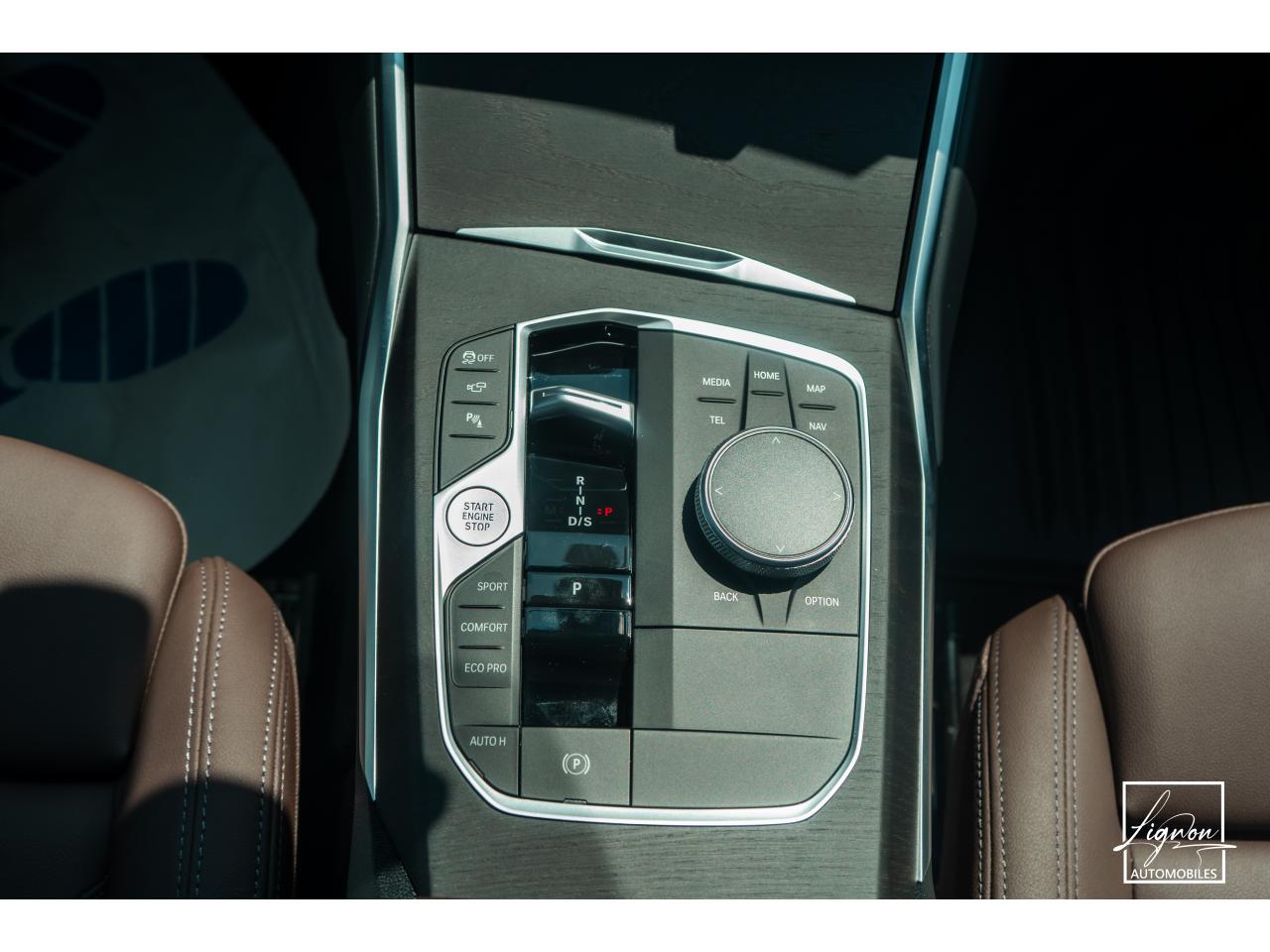 Photo BMW SERIE 3 330d xDrive Touring - BVA  TOURING G21 LCI M Sport PHASE 2 - à partir de 445 euros