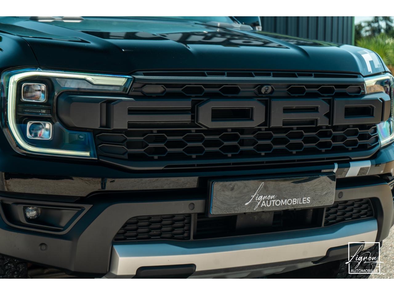 Photo FORD RANGER Raptor Double Cabine 3.0 V6 EcoBoost - 292 - BVA S&S e-AWD