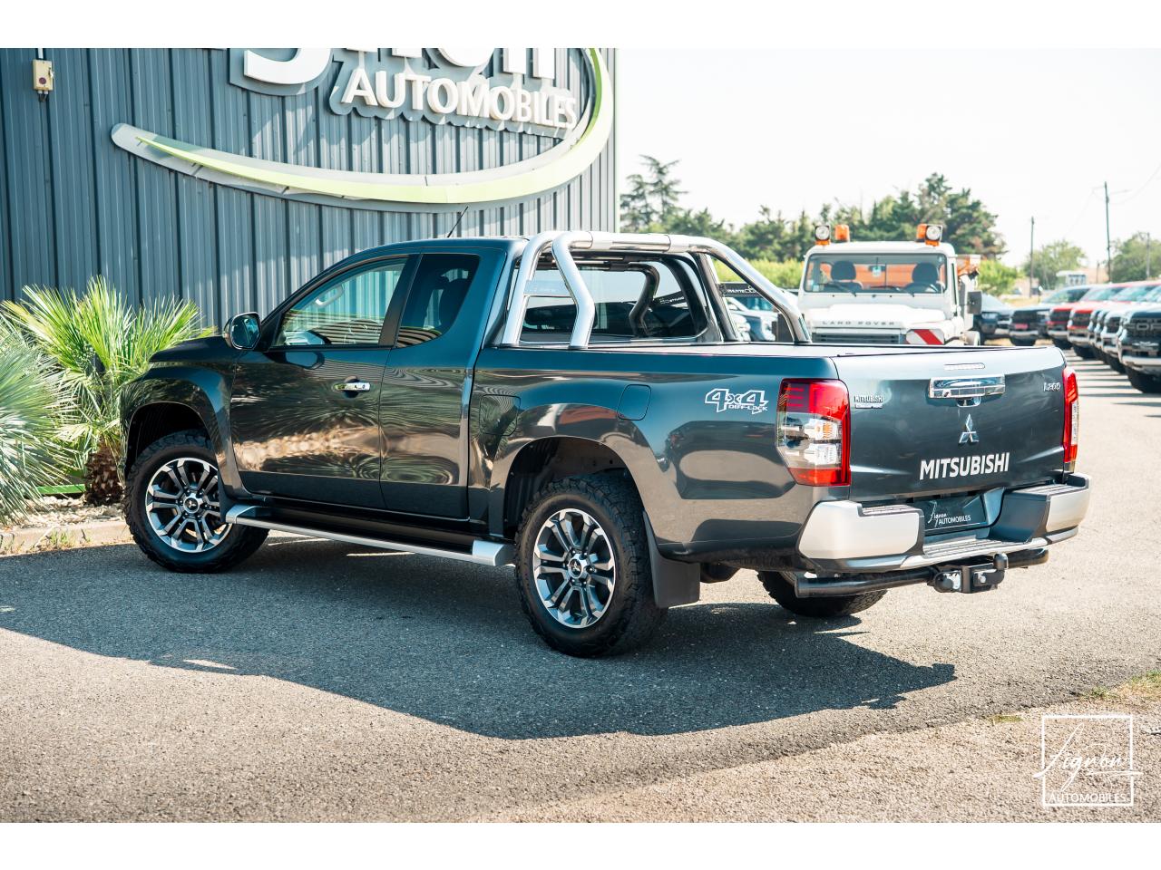 Photo MITSUBISHI L200 Club Cab 2.2 DI-D - 150 - Intense - à partir de 428 euros
