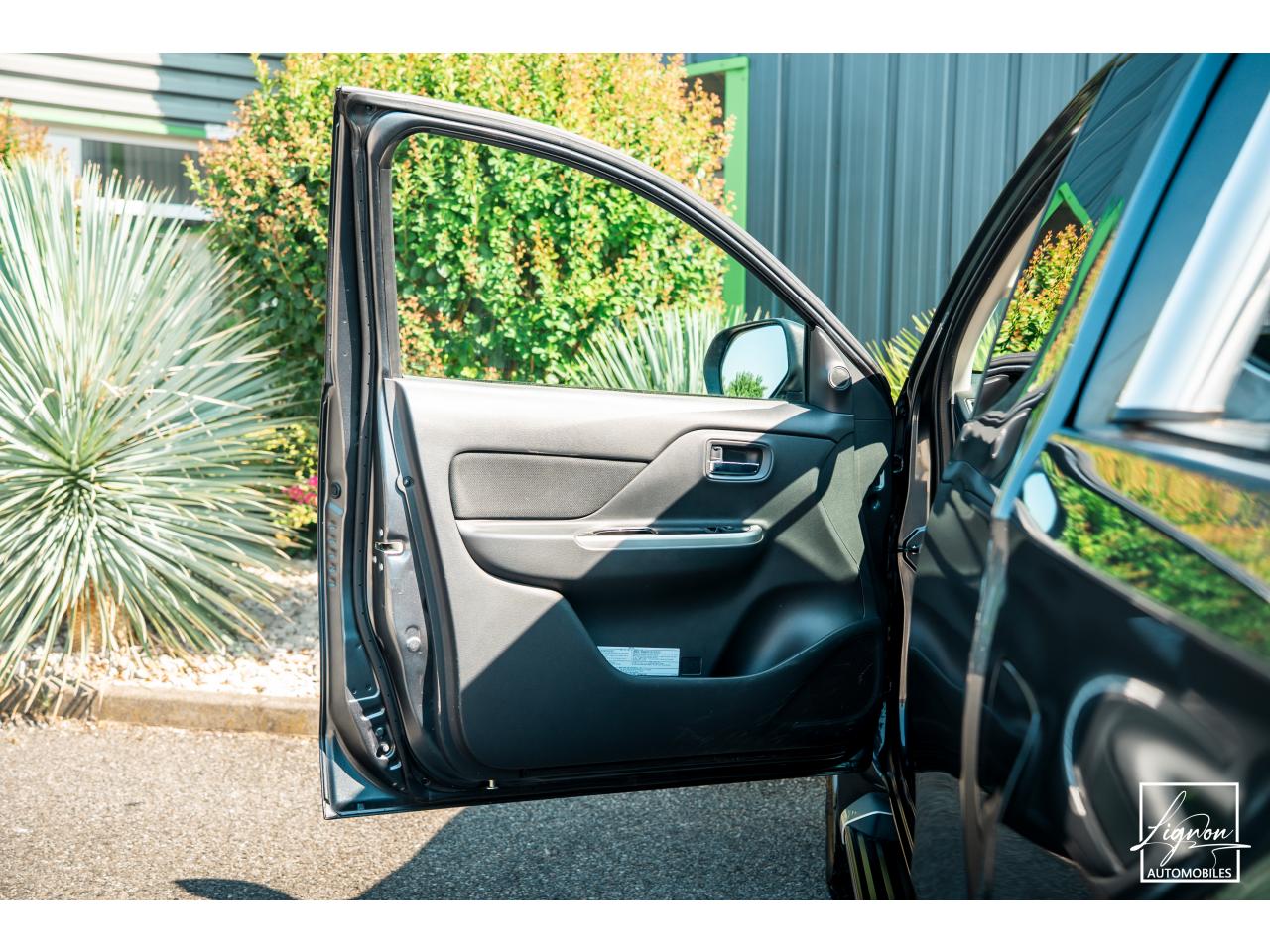 Photo MITSUBISHI L200 Club Cab 2.2 DI-D - 150 - Intense - à partir de 428 euros