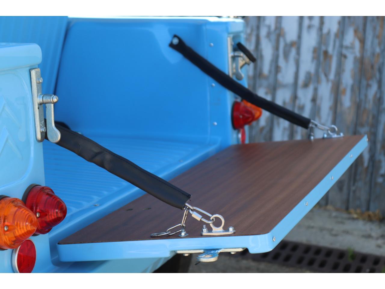 Photo CITROEN MEHARI 602 cm³ - Livrée Gulf - 1980 - Entièrement restauré