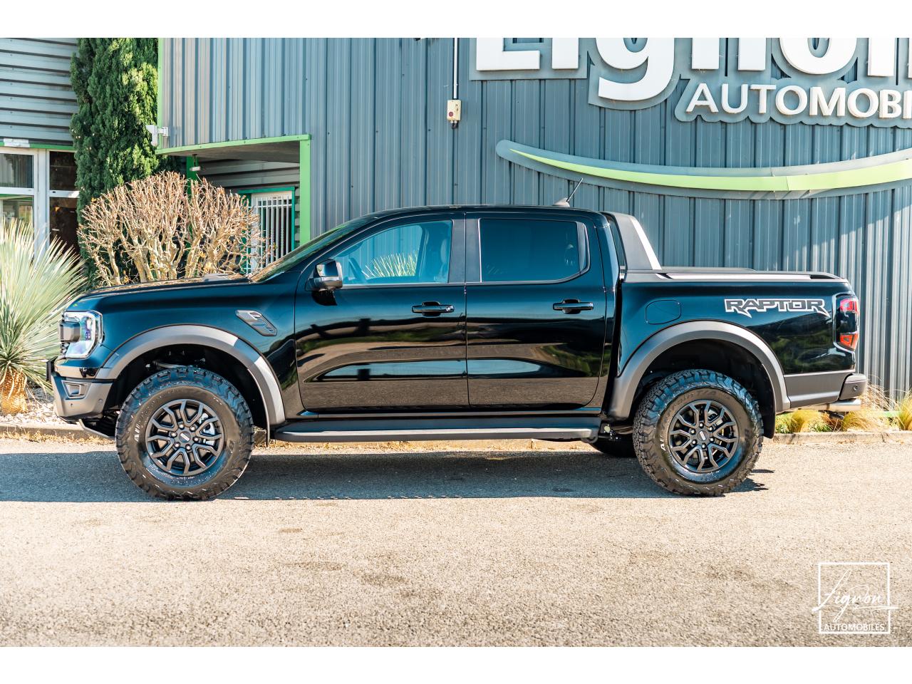 Photo FORD RANGER Raptor 3.0 V6 EcoBoost - 292 - BVA Double Cabine - TVA Apparente - à partir de 723 euros
