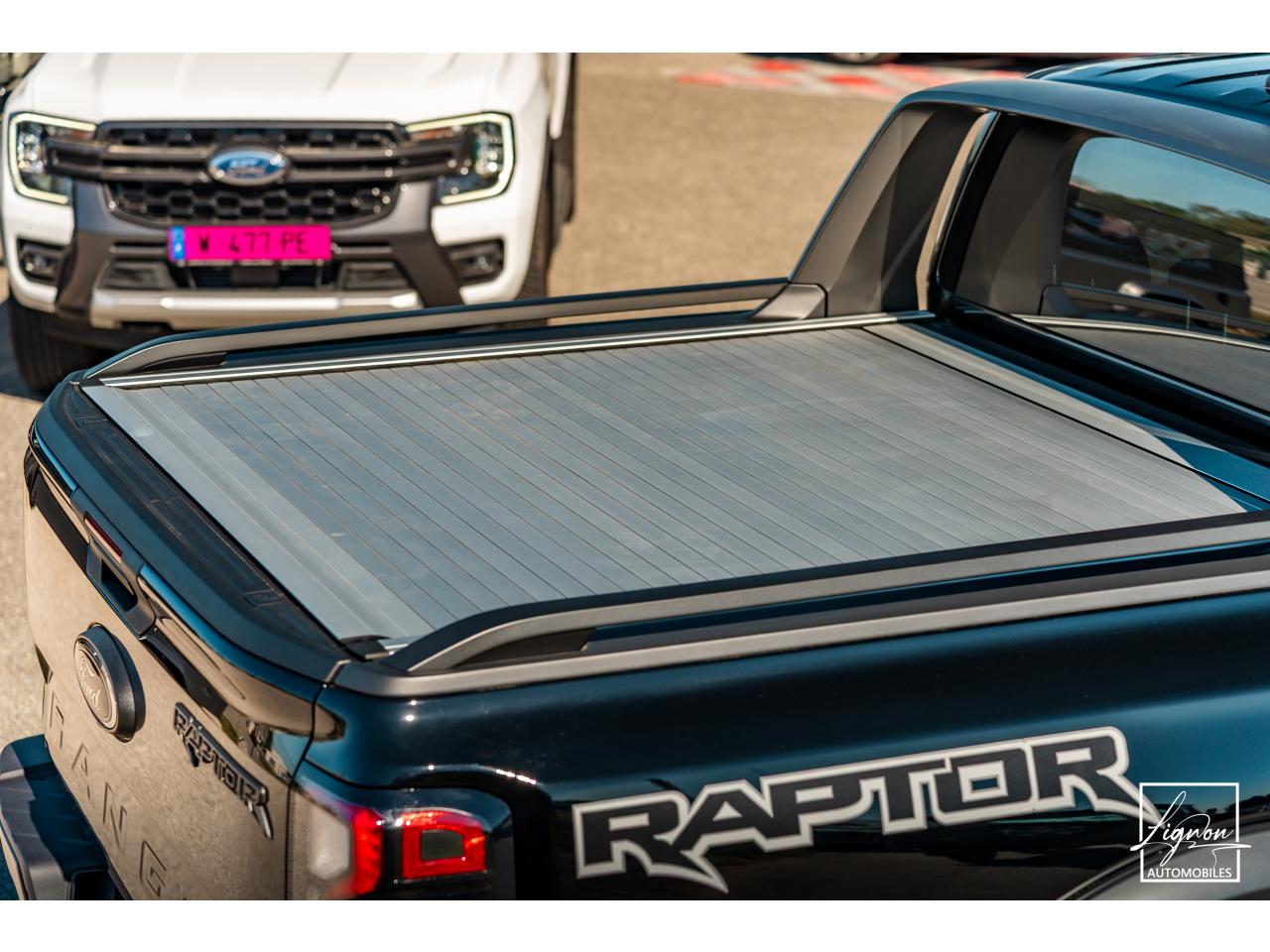 Photo FORD RANGER Raptor 3.0 V6 EcoBoost - 292 - BVA Double Cabine - TVA Apparente - à partir de 723 euros