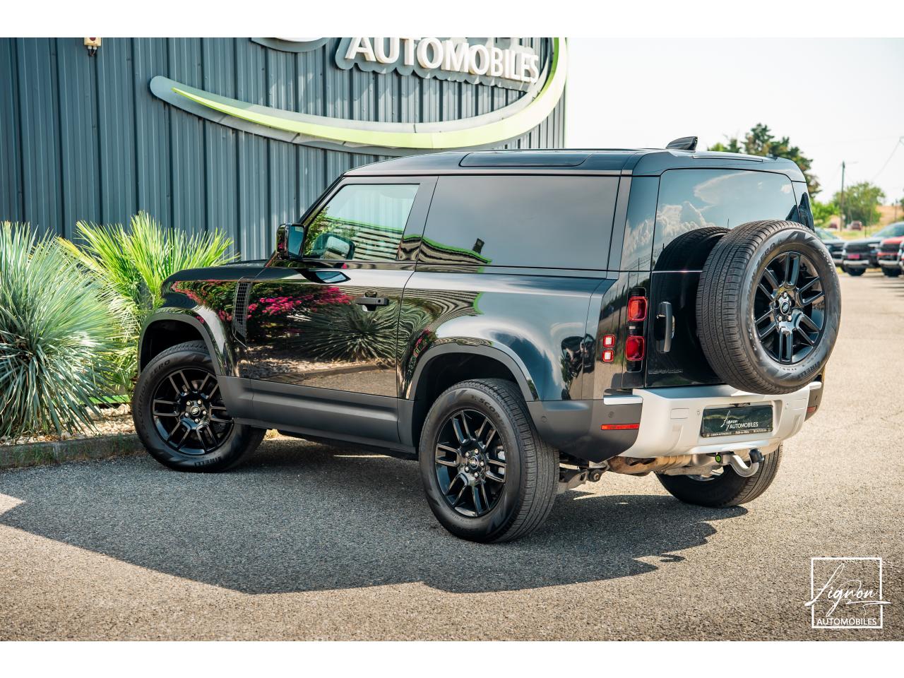 Photo LAND ROVER DEFENDER 90 3.0 D200 MHEV - BVA  TVA RECUPERABLE