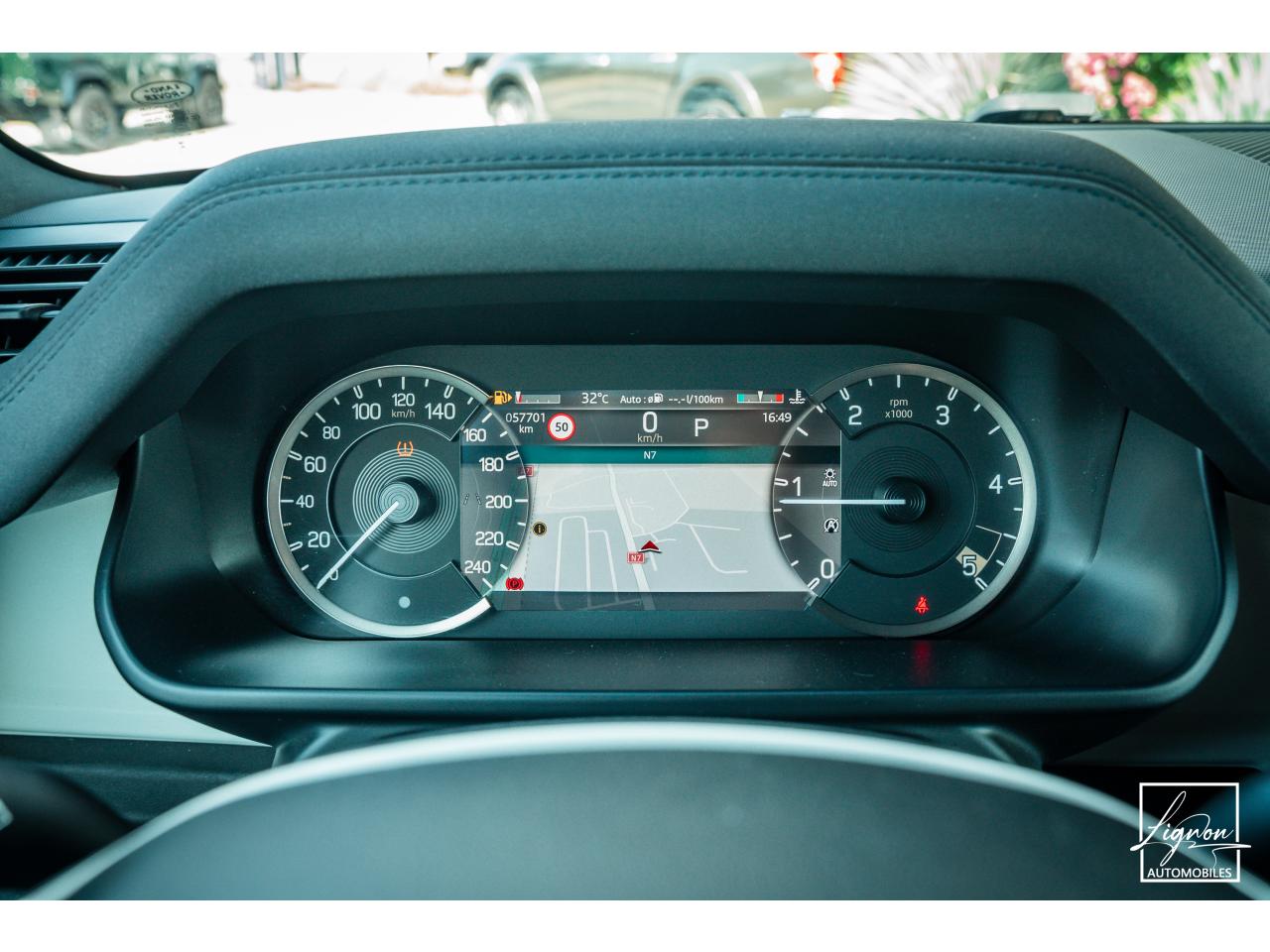 Photo LAND ROVER DEFENDER 90 3.0 D200 MHEV - BVA  TVA RECUPERABLE
