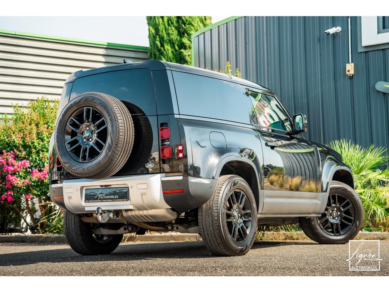Photo LAND ROVER DEFENDER 90 3.0 D200 MHEV - BVA  TVA RECUPERABLE