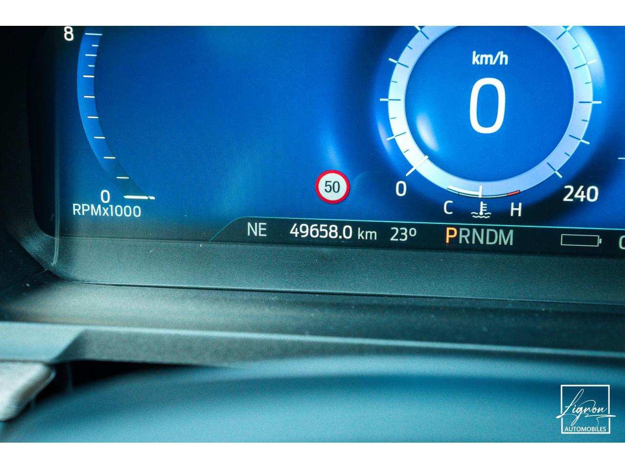 Photo FORD EXPLORER Platinum 3.0 V6 EcoBoost - 457 Parallel PHEV - BVA  7 places - TVA Apparente - 1er main - à partir d