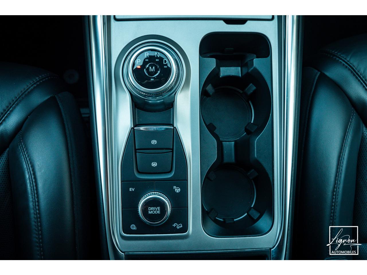 Photo FORD EXPLORER Platinum 3.0 V6 EcoBoost - 457 Parallel PHEV - BVA  7 places - TVA Apparente - 1er main - à partir d