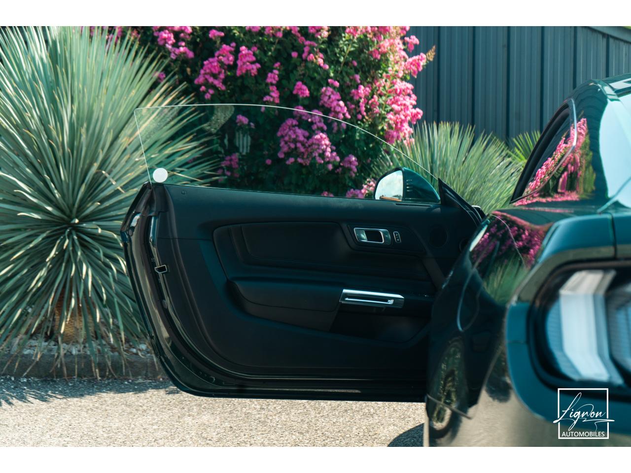 Photo FORD MUSTANG Fastback 5.0 V8 Ti-VCT - 460  FASTBACK 2015 COUPE Bullitt PHASE 2