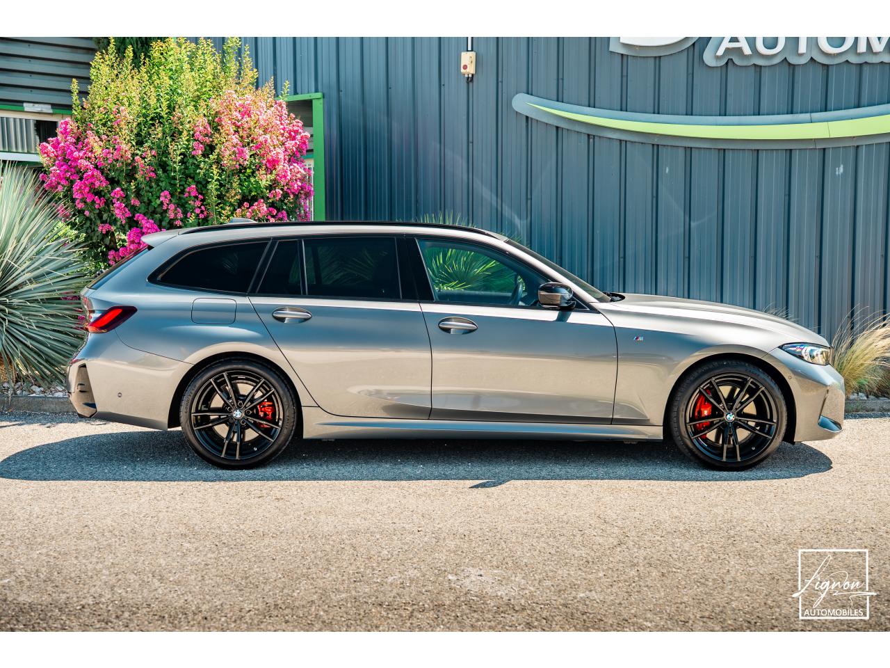 Photo BMW SERIE 3 330d xDrive Touring - BVA Sport  TOURING G21 LCI M Sport PHASE 2
