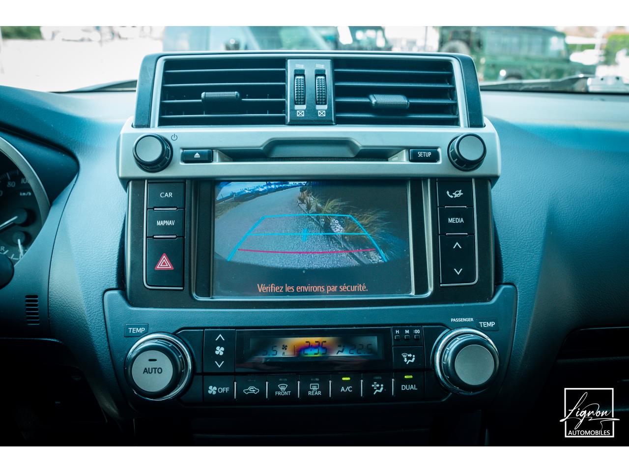Photo TOYOTA LAND CRUISER 177 D-4D 5 places  KDJ 150 Légende BVM6