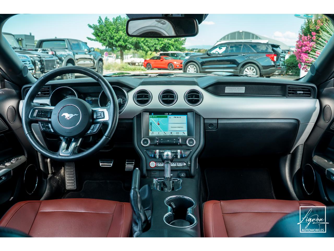 Photo FORD MUSTANG Cabriolet 5.0 V8 - 421 - BVA  GT - Echappement Sport - à partir de 581 euros