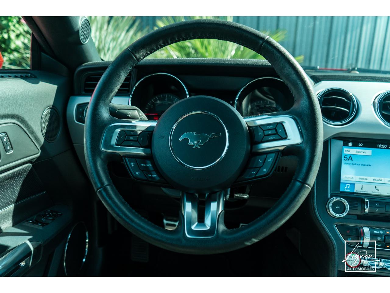 Photo FORD MUSTANG Fastback 2.3 EcoBoost - 317  2017 - Coupé - APPLE CARPLAY - PACK PREMIUM - à partir de 448 euros