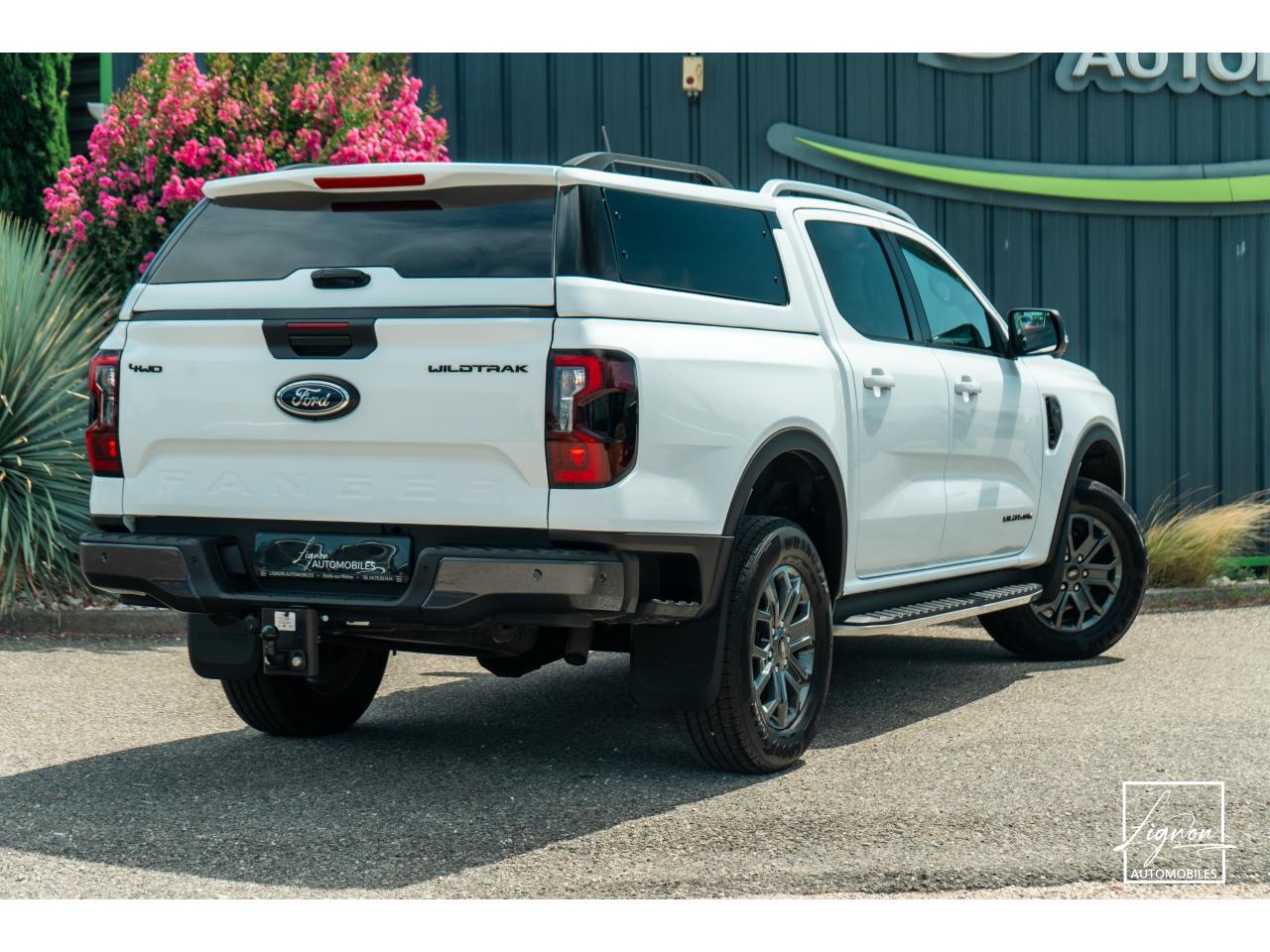Photo FORD RANGER Wildtrak 2.0 EcoBlue - 205 - BVA10 Double Cabine 5 places - 1er main -  à partir de 393 euros