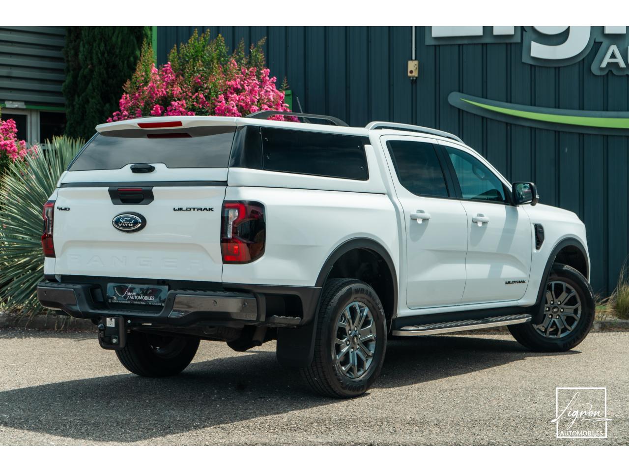 Photo FORD RANGER Wildtrak 2.0 EcoBlue - 205 - BVA10 Double Cabine 5 places - 1er main -  à partir de 393 euros