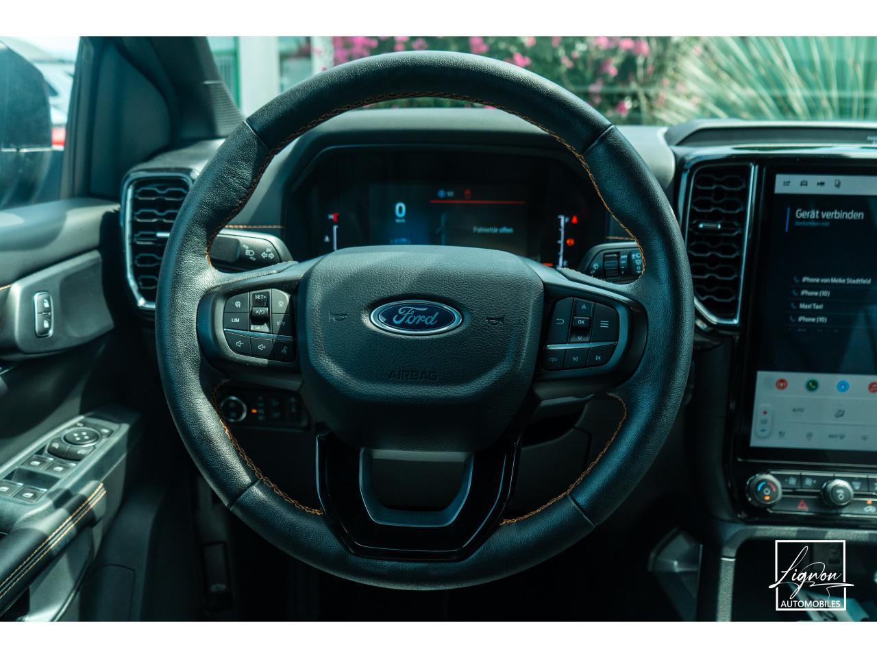 Photo FORD RANGER Wildtrak 2.0 EcoBlue - 205 - BVA10 Double Cabine 5 places - 1er main -  à partir de 393 euros