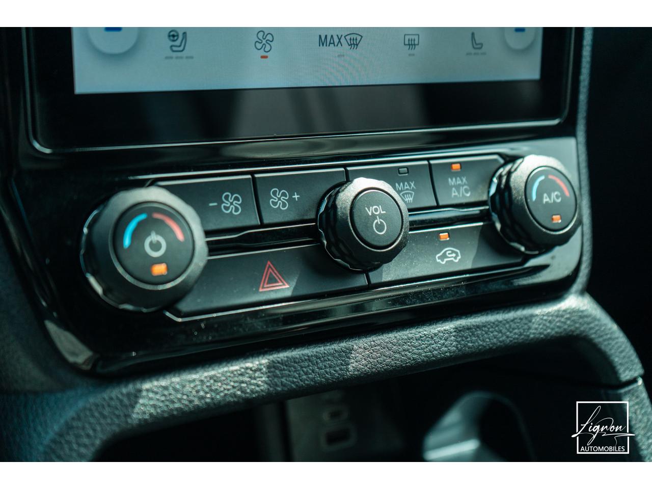 Photo FORD RANGER Wildtrak 2.0 EcoBlue - 205 - BVA10 Double Cabine 5 places - 1er main -  à partir de 393 euros