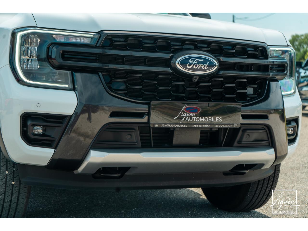 Photo FORD RANGER Wildtrak 2.0 EcoBlue - 205 - BVA10 Double Cabine 5 places - 1er main -  à partir de 393 euros