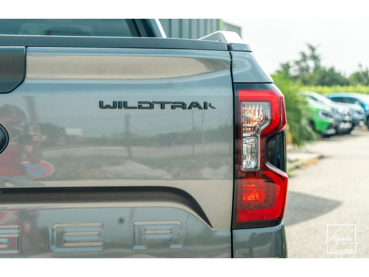 Photo FORD RANGER Wildtrak PHEV 2.3 EcoBoost 281 ch - BVA  Double Cabine - TVA Apparente - à partir de 533 euros