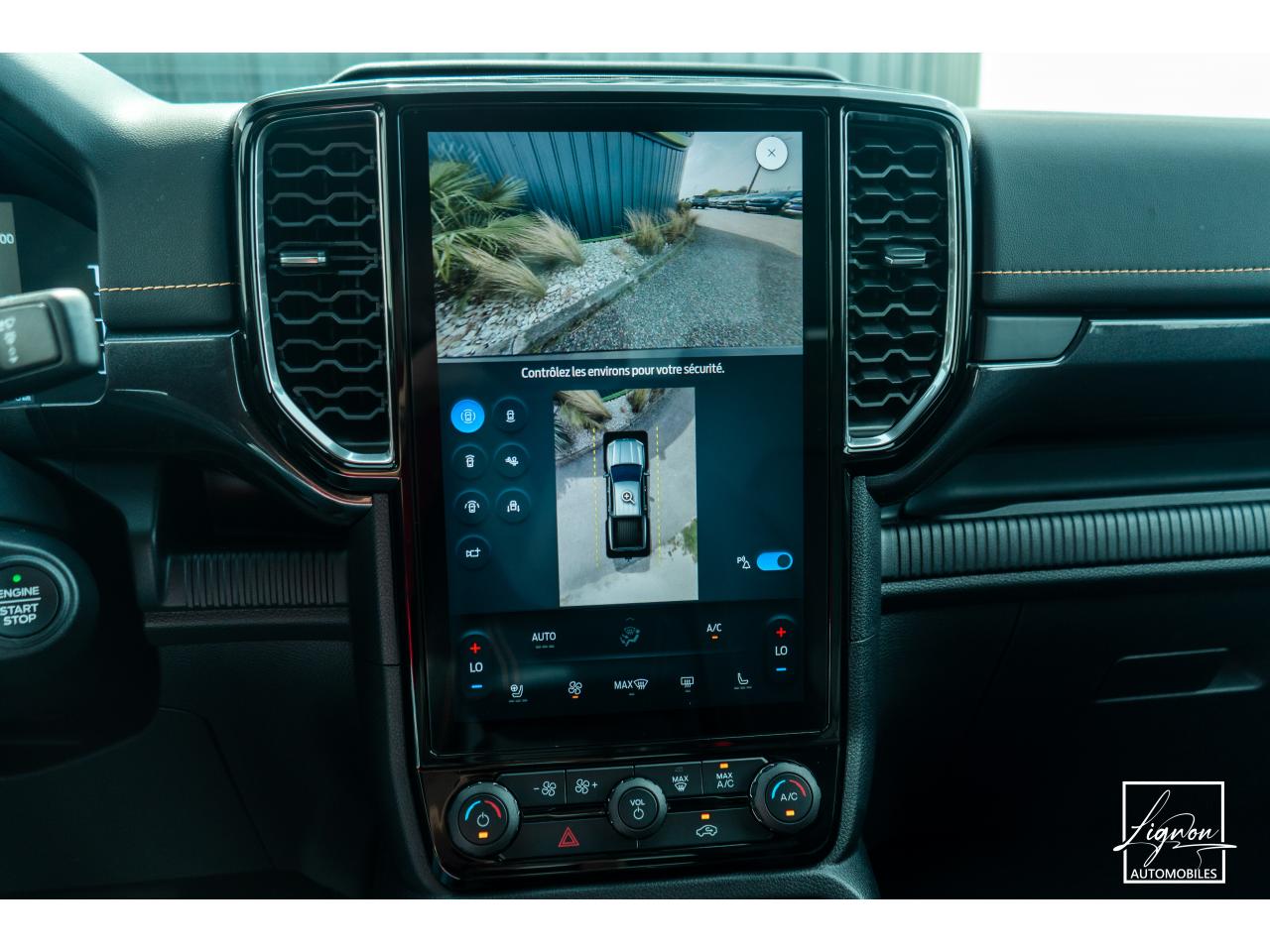 Photo FORD RANGER Wildtrak PHEV 2.3 EcoBoost 281 ch - BVA  Double Cabine - TVA Apparente - à partir de 533 euros