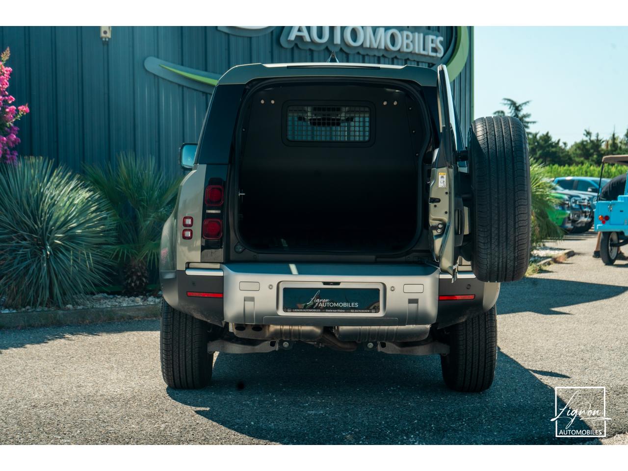 Photo LAND ROVER DEFENDER 90 Hard Top 3.0 D200