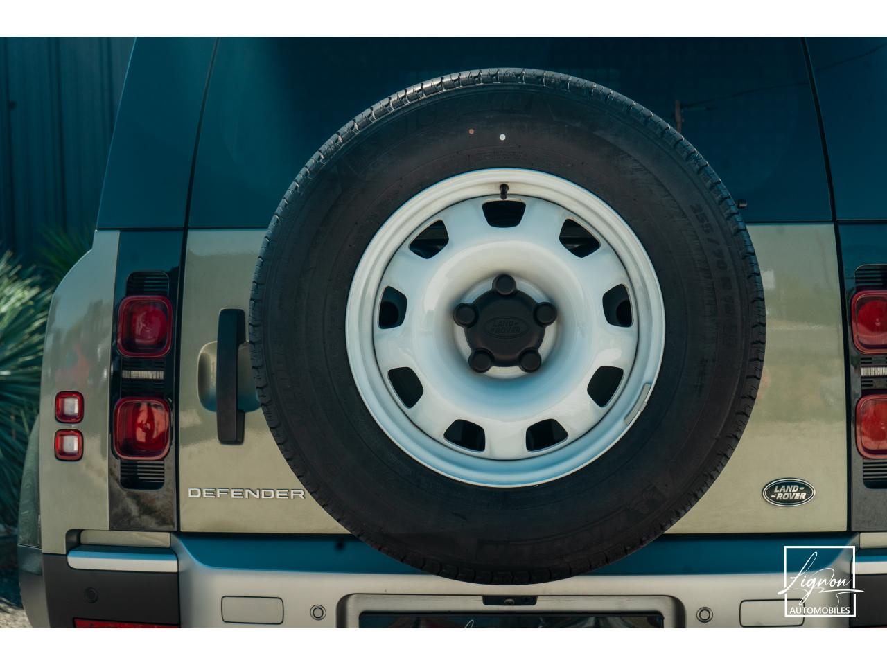 Photo LAND ROVER DEFENDER 90 Hard Top 3.0 D200