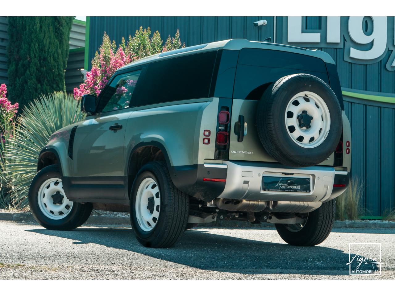 Photo LAND ROVER DEFENDER 90 Hard Top 3.0 D200
