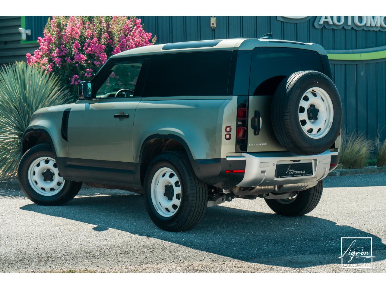 Photo LAND ROVER DEFENDER 90 Hard Top 3.0 D200