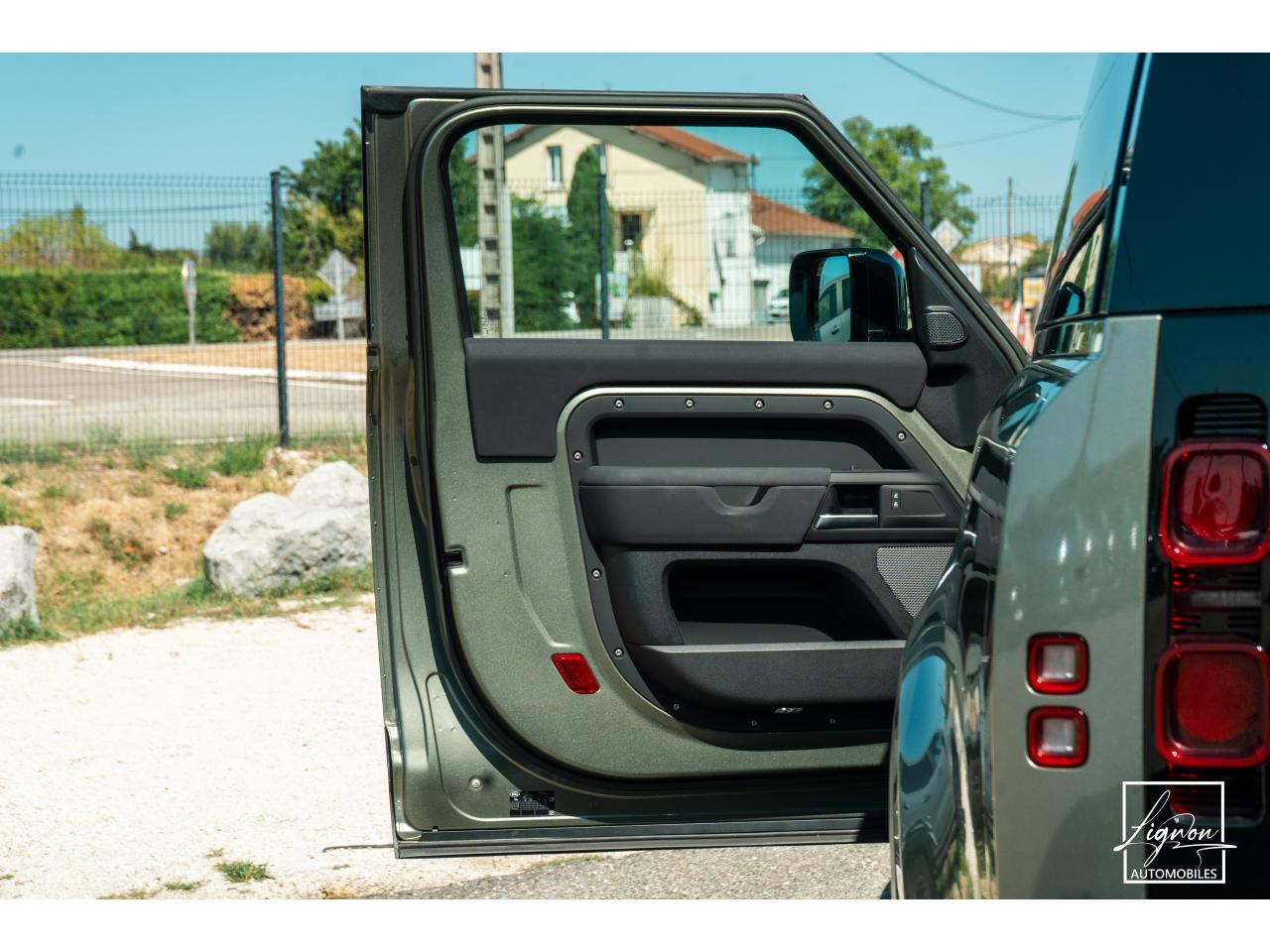 Photo LAND ROVER DEFENDER 90 Hard Top 3.0 D200