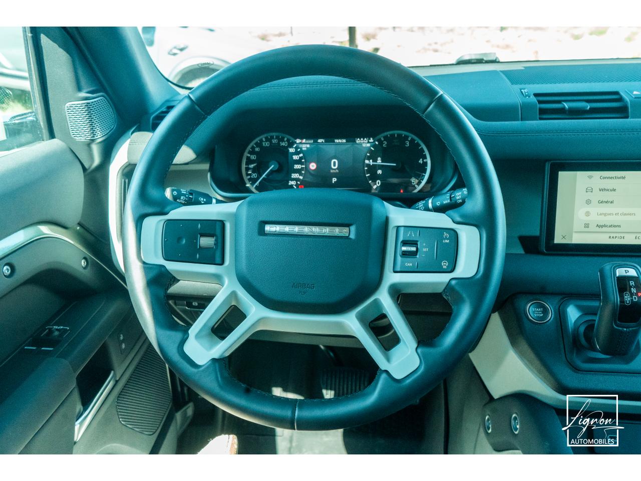 Photo LAND ROVER DEFENDER 90 Hard Top 3.0 D200