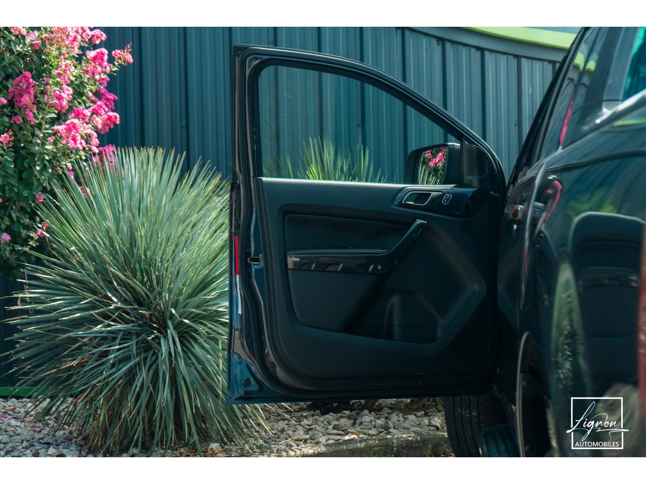 Photo FORD RANGER Wildtrak 2.0 EcoBlue - 213 - BVA10 - Double Cabine - 1er main - Rideau Elec.