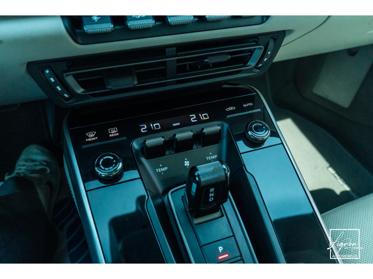 Photo PORSCHE 911 992 Carrera 4S Coupé 3.0 450 ch PDK - Malus payé - Configuration exceptionnelle - à partir de 1889 e