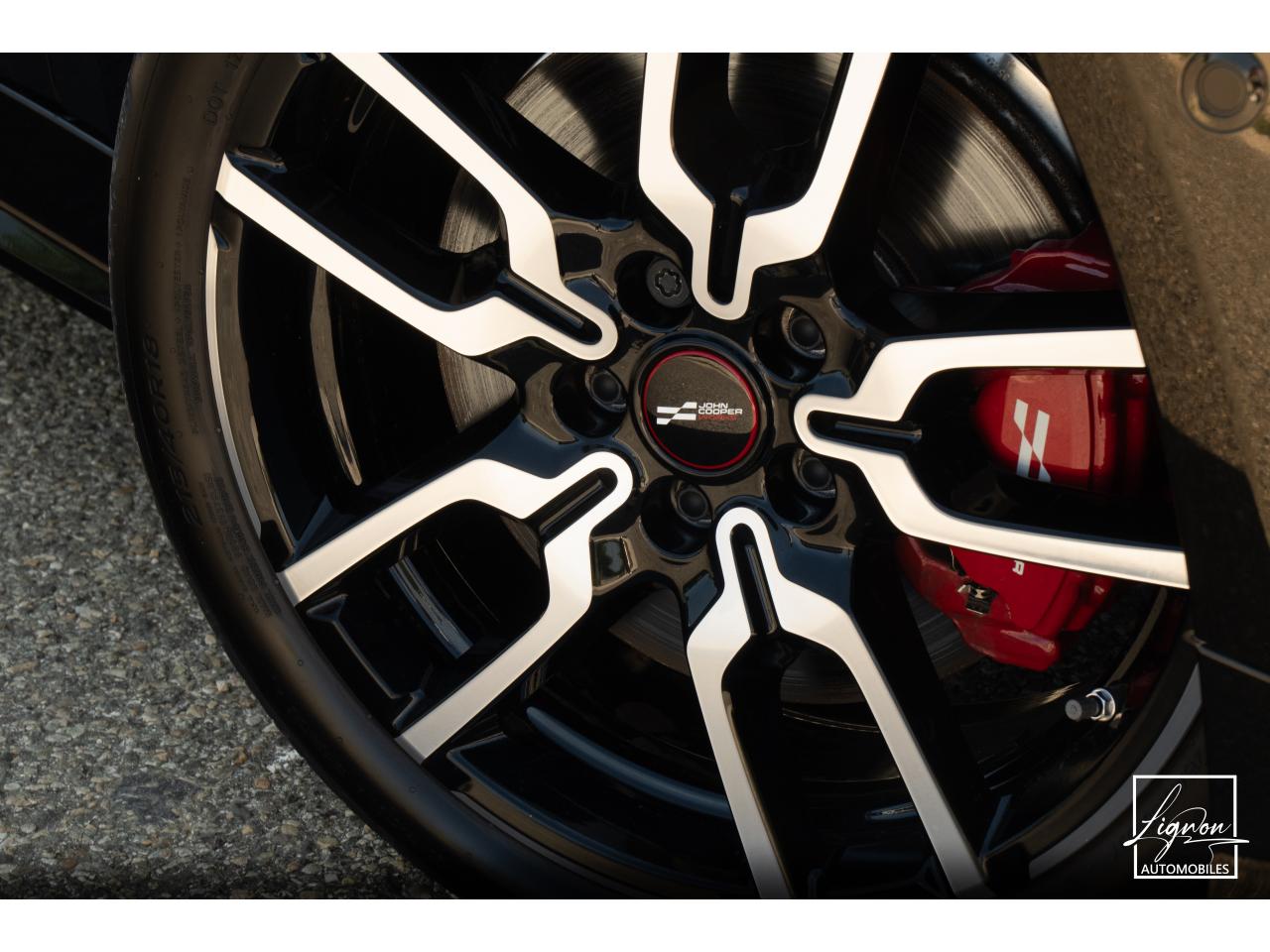 Photo MINI MINI Cooper 2.0 - 231 - BVR Sport F66 John Cooper Works Pack XL - à partir de 358 euros