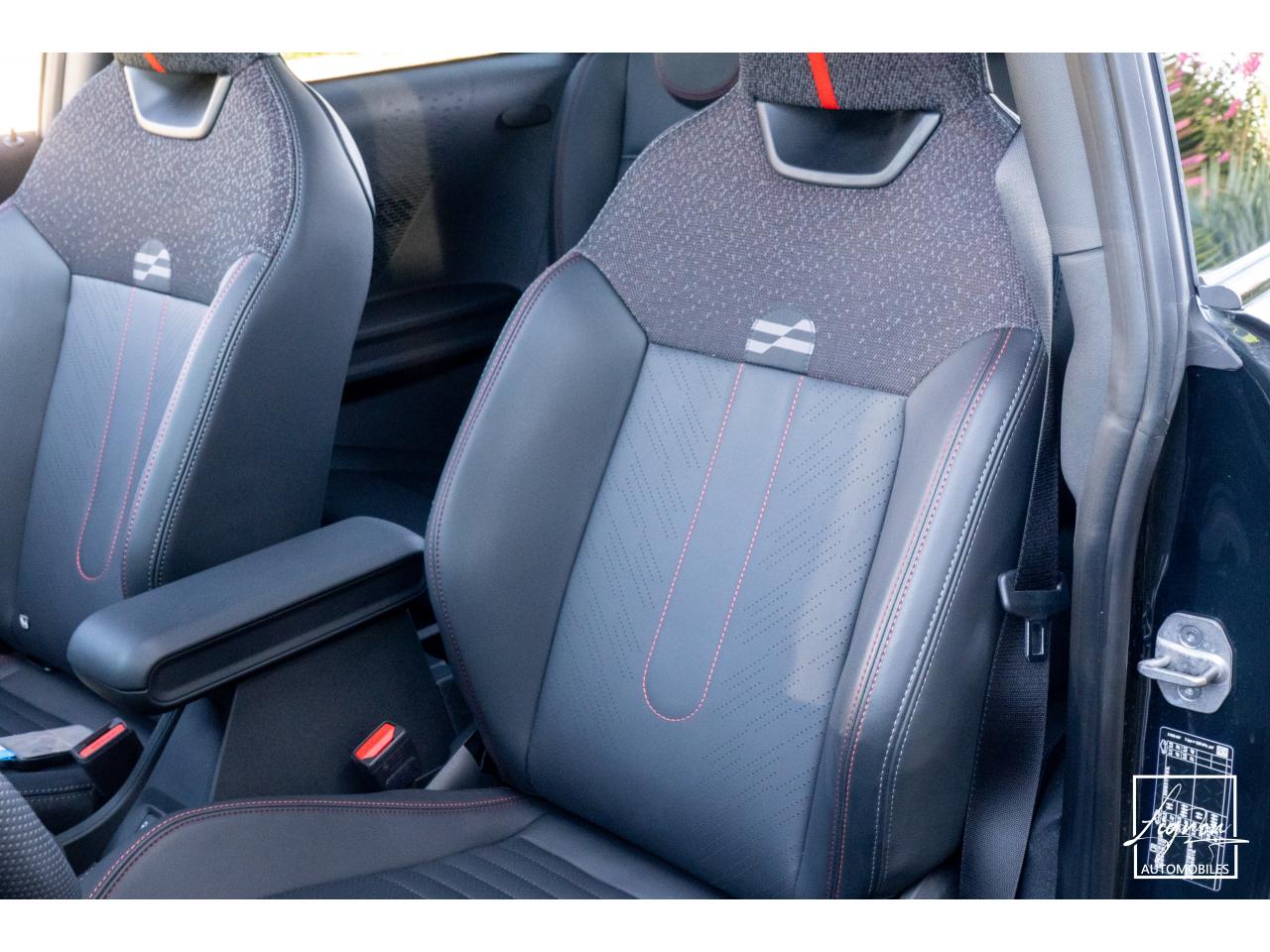 Photo MINI MINI Cooper 2.0 - 231 - BVR Sport F66 John Cooper Works Pack XL - à partir de 358 euros