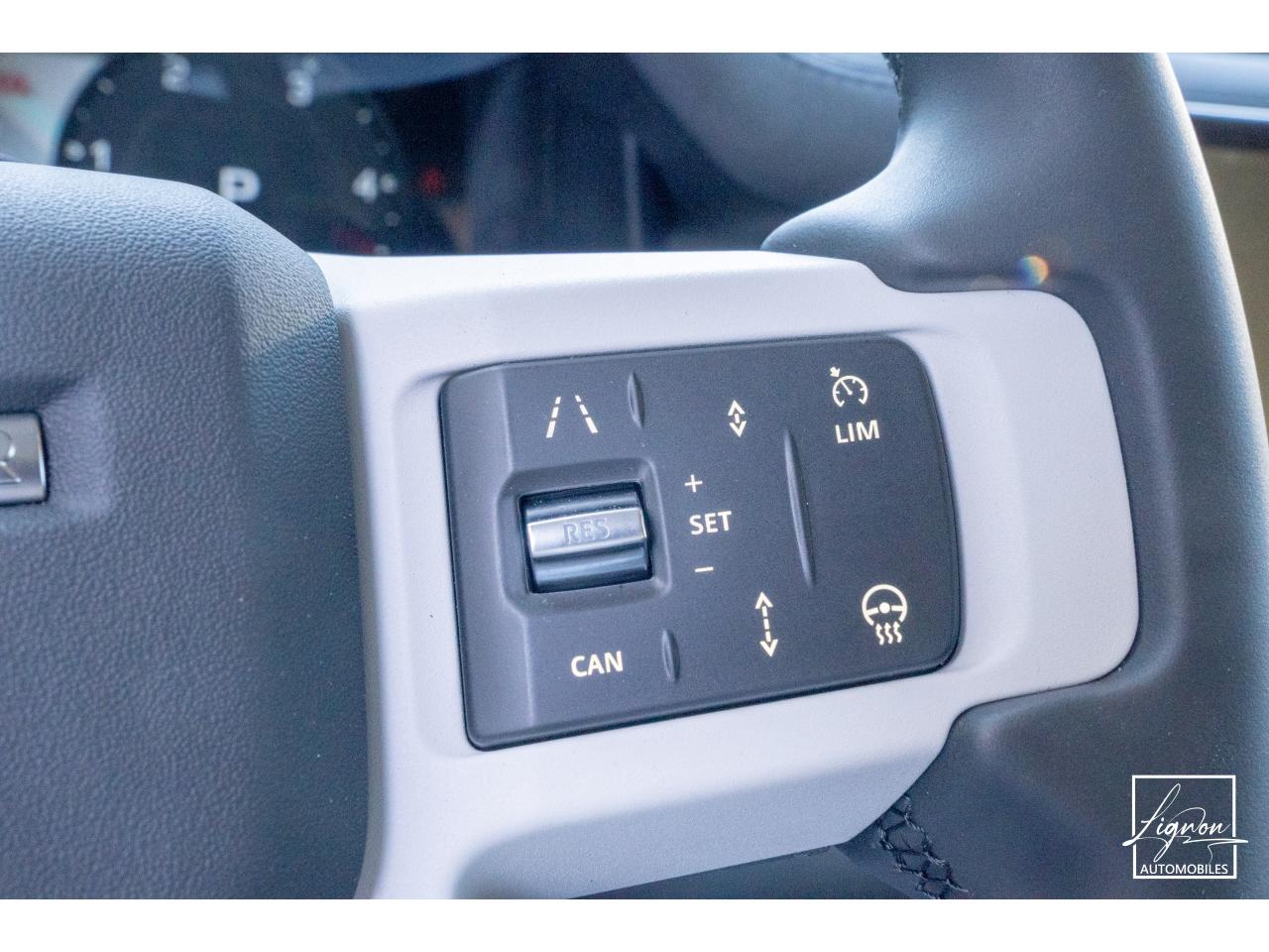 Photo LAND ROVER DEFENDER 110 3.0 D250 MHEV NEUF 2026 - BVA  II 110 HARD TOP TVA RECUPERABLE - à partir de 764 euros