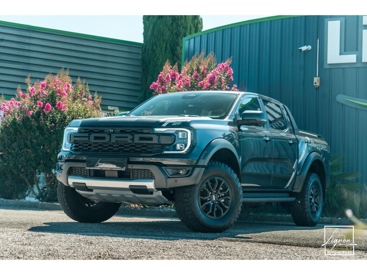 Photo FORD RANGER Raptor 3.0 V6 EcoBoost - 292 - BVA 4 Places - TVA Apparente - à partir de 712 euros