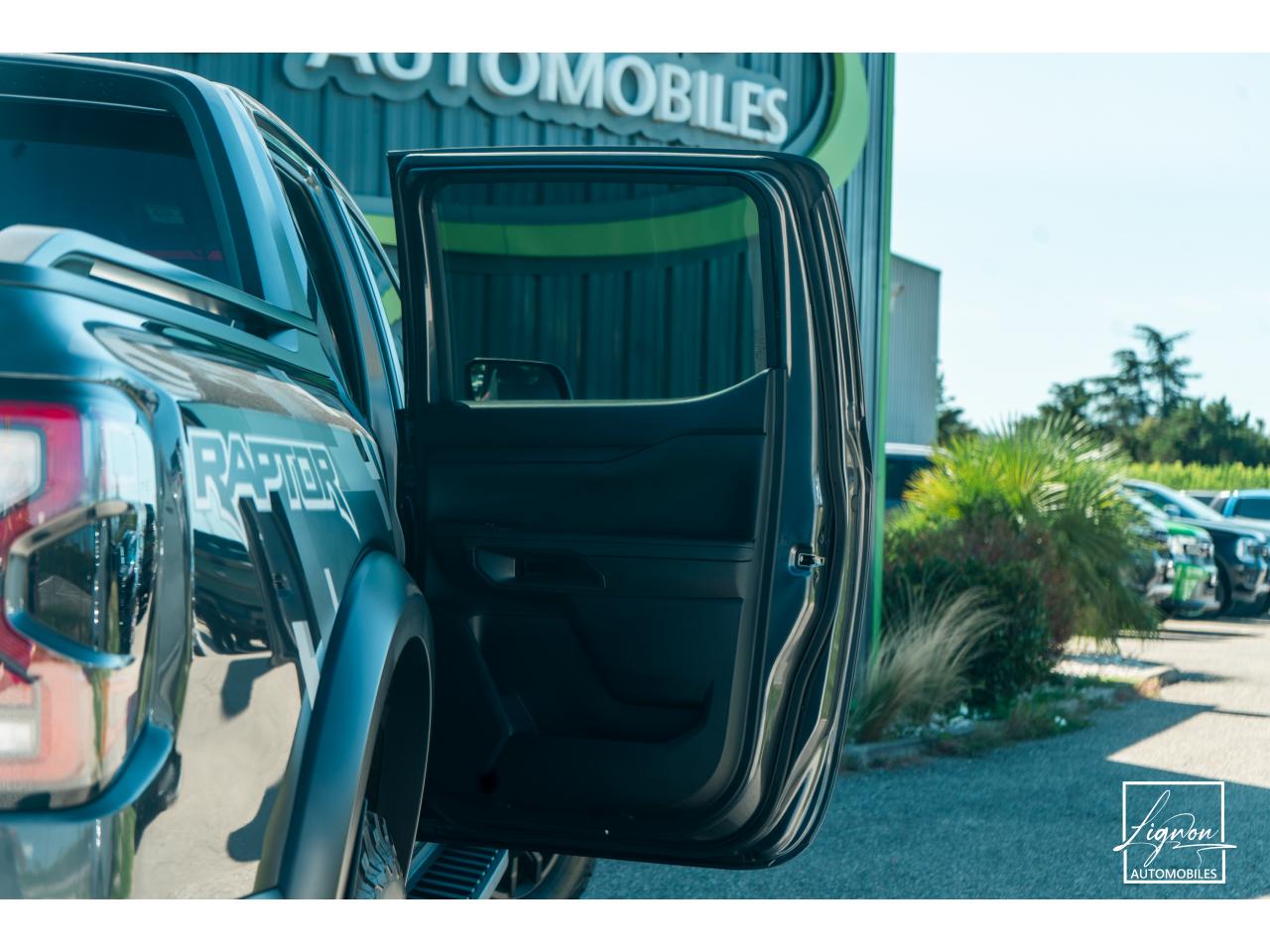Photo FORD RANGER Raptor 3.0 V6 EcoBoost - 292 - BVA 4 Places - TVA Apparente - à partir de 712 euros
