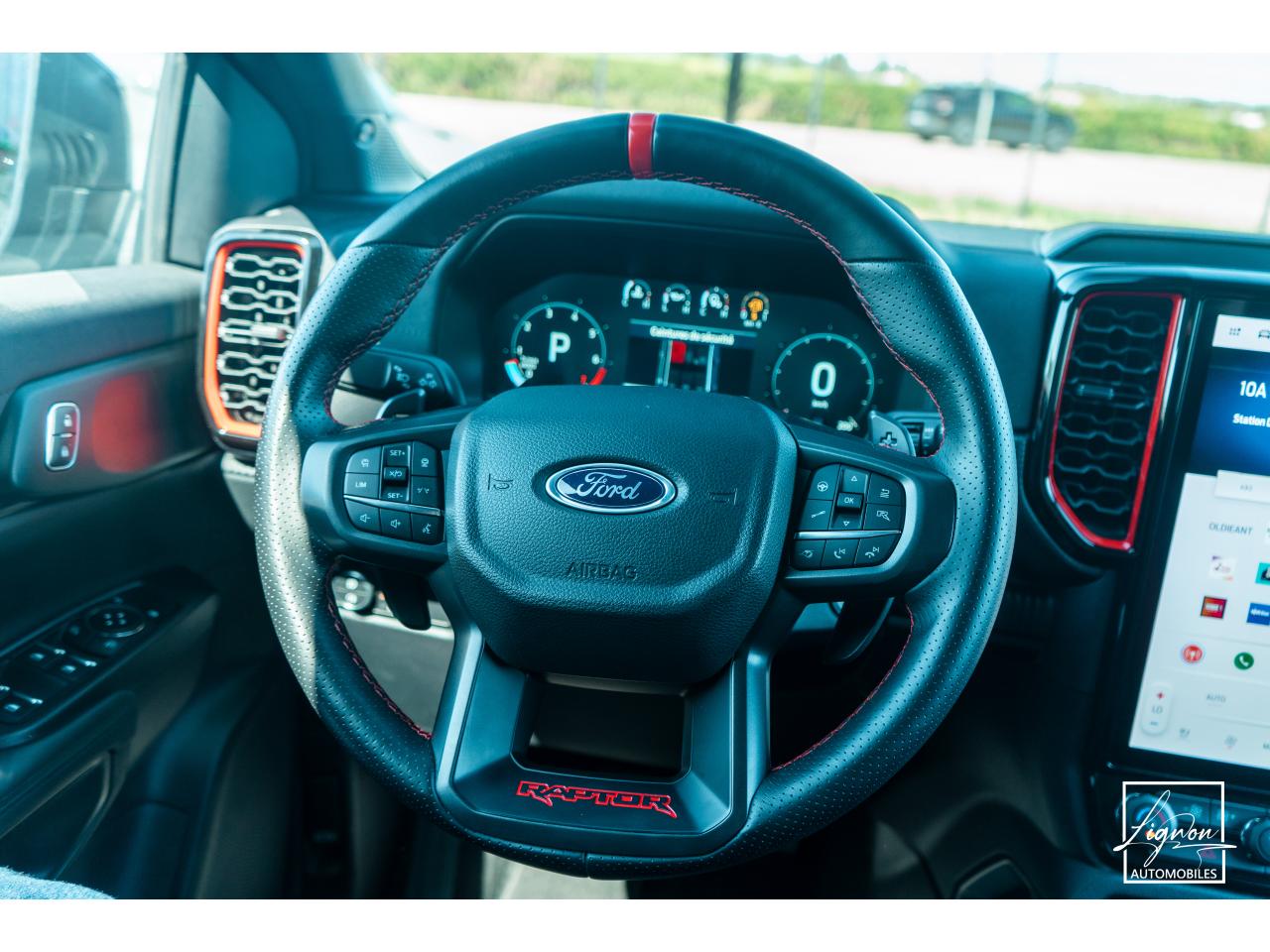 Photo FORD RANGER Raptor 3.0 V6 EcoBoost - 292 - BVA 4 Places - TVA Apparente - à partir de 712 euros